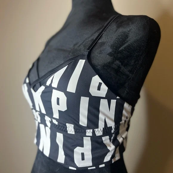 Victoria’ Secret Sports Bra - Picture 1 of 4